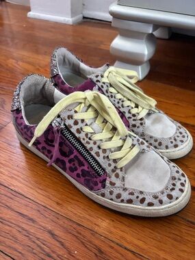 Dolce Vita Leopard Print Low-Top Sneakers in Pink and Beige